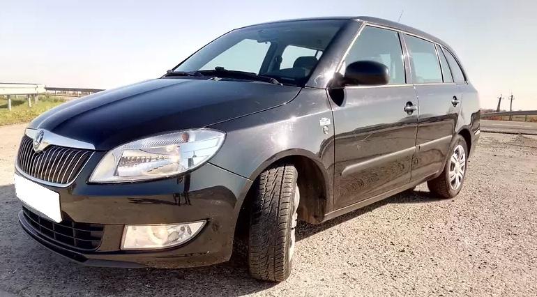 черная Фабия