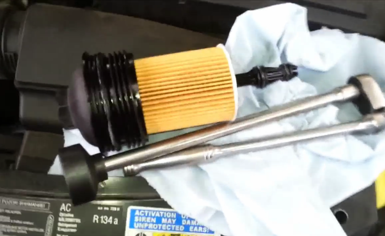 масляный фильтр двигателя