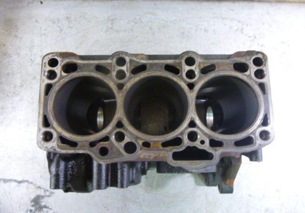 блок двигателя сверху