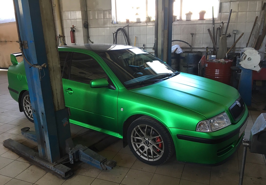 Подготовка Шкода к замене маслосъемных колпачков