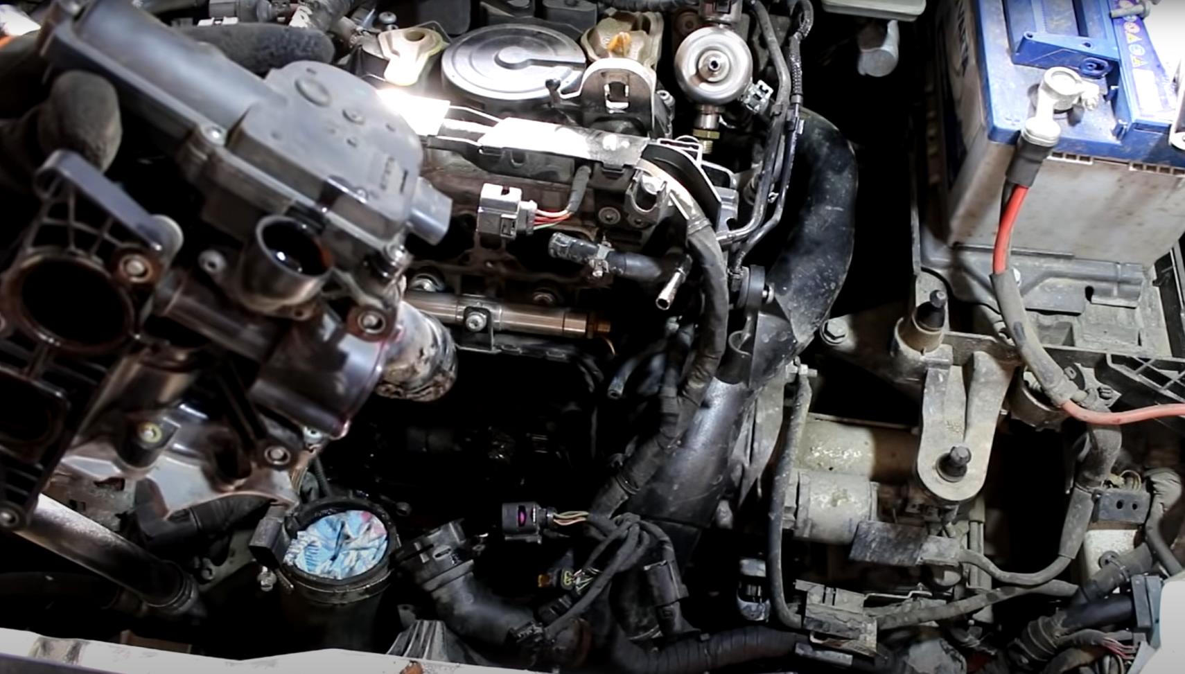 Замена помпы Шкода