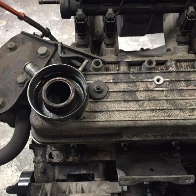 мотор сверху на Шкоду