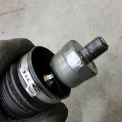 пыльник на рулевой тяге