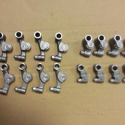 Коромысло клапанов двигателя