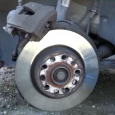 тормозной диск с суппортом