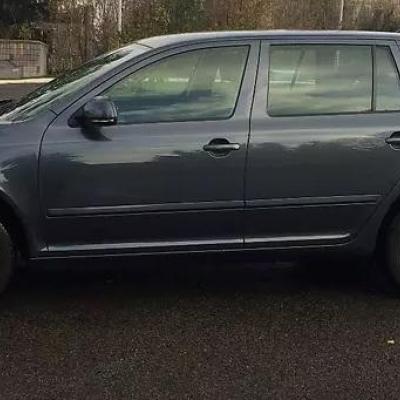 Октавия Тур сбоку