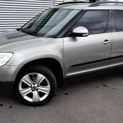 серая Шкода Йети