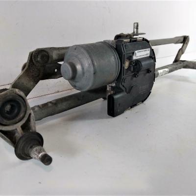 трапеция стеклоочистителя на Шкоду