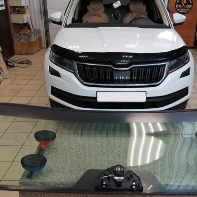 лобовое стекло на Кодиак