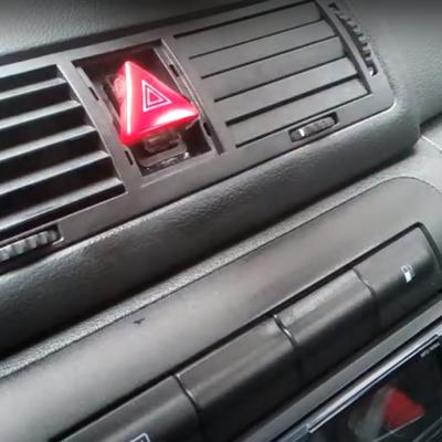 замена реле поворотов Шкода Октавия