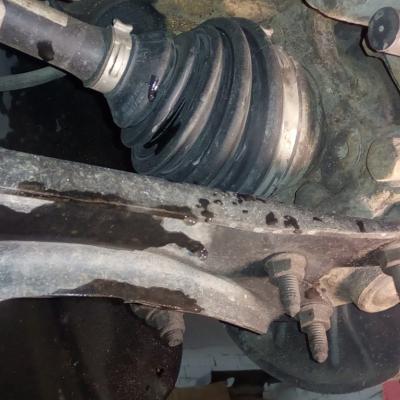 Замена внутреннего ШРУСа Шкода Суперб