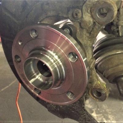 установка новой задней ступицы Шкода Суперб