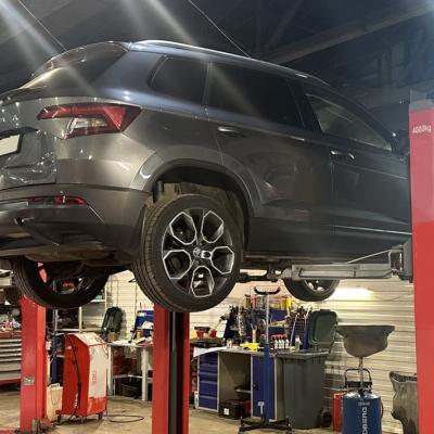 Шкода Карок в процессе замены масла в дифференциале