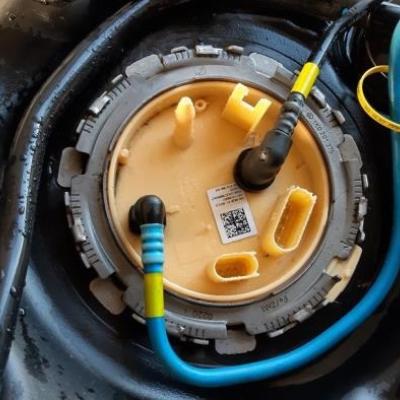 Замена топливного фильтра Шкода Карок