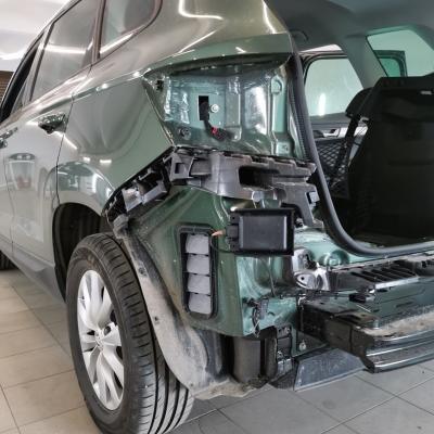 Кузовной ремонт и покраска Шкода Карок