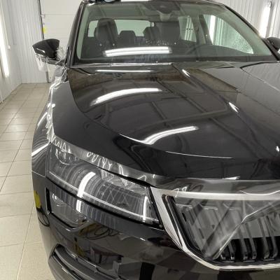 Шкода Карок в процессе ремонта кузова и покраски