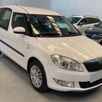 Шкода Румстер в автотехцентре после замены тормозных дисков