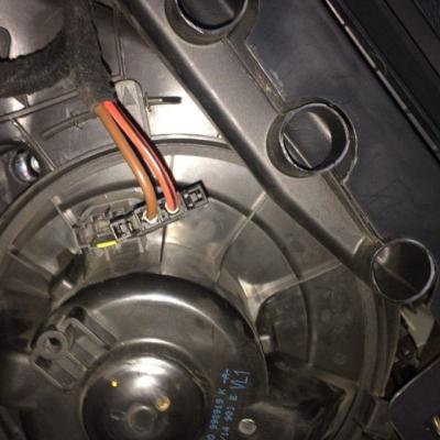 Замена моторчика печки Шкода Йети