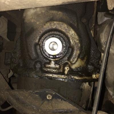 Замена переднего сальника коленвала Шкода Йети