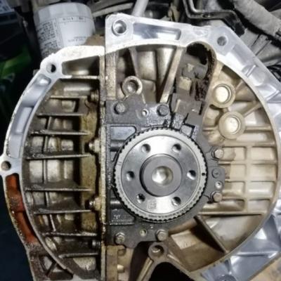 Замена заднего сальника коленвала Шкода Суперб