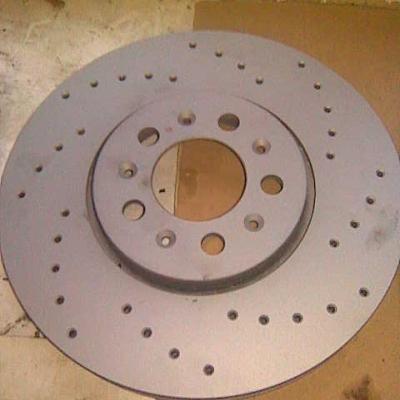 перфорированный тормозной диск