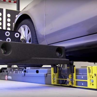 Шкода на стенде сход-развала