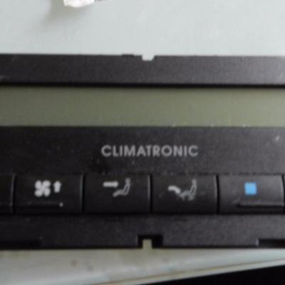 блок климат-контроля на Шкоду