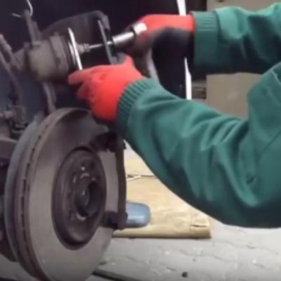 сжатие тормозного цилиндра на суппорте