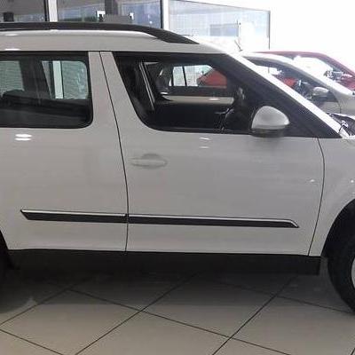 белая Шкода Йети